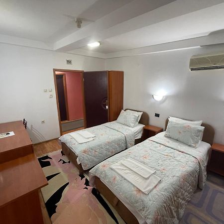 Hotel Square Skopje Exterior photo